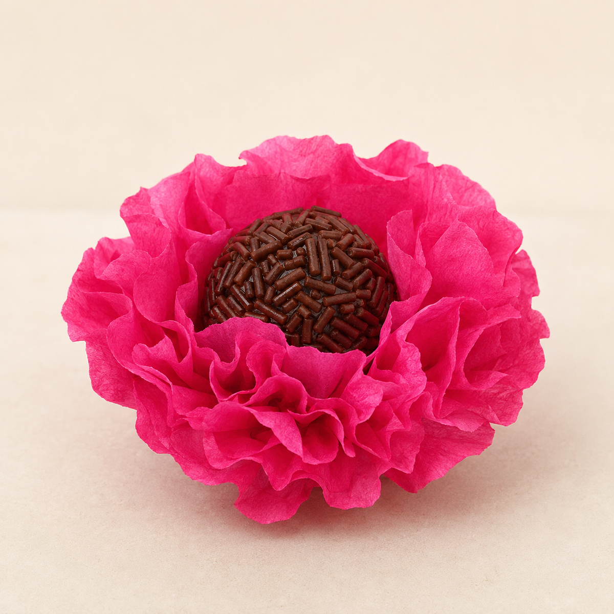 [color] Pink Mega Festas luxury flower sweet wrapper with brigadeiro