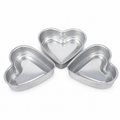 Mini Indented Heart Cake Tins – Set of 3 – 8 cm